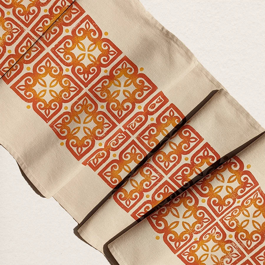 “Flowers of Katskhi” – autumn spirit delightful fall table runner