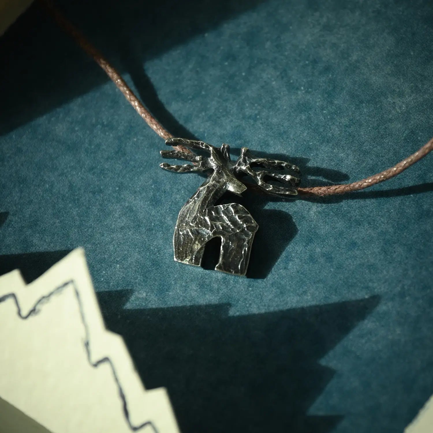 2/2.2cm small necklace made of Melchior